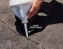 Image: Filling Asphalt Cracks