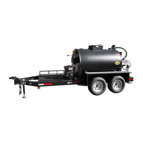 Left overview image of the Sealmate 700 gallon piston pump trailer