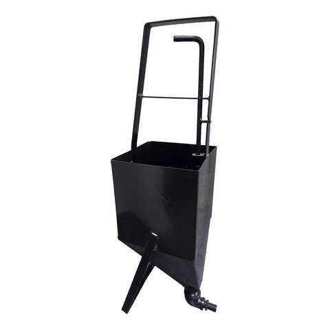 Gingway 2.6-Gallon Square Pour Pot Overview of the Gingway 2.6-gallon square shaped Pour Pot for crack filling
