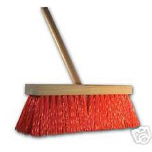 Image:Poly Street Broom 18"