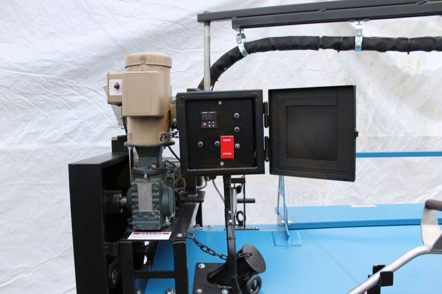 380 Gallon Diesel Fired Road Crack Sealer Repair Trailer A ...