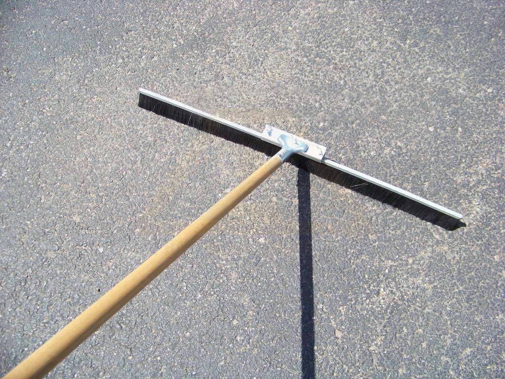 Marshalltown Asphalt Wire Scraper Brush - Sealcoat
